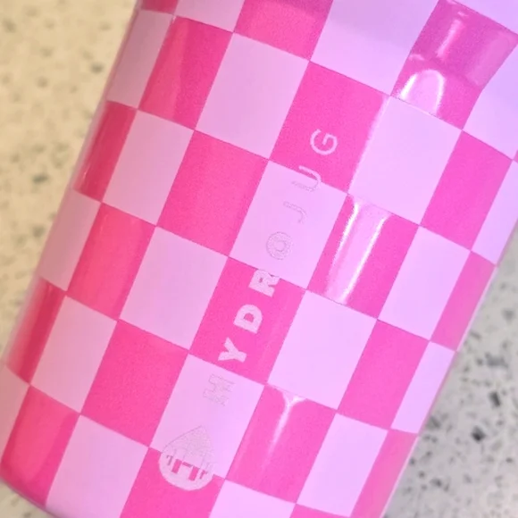 Bubblegum Checkers - Picture 9 of 14